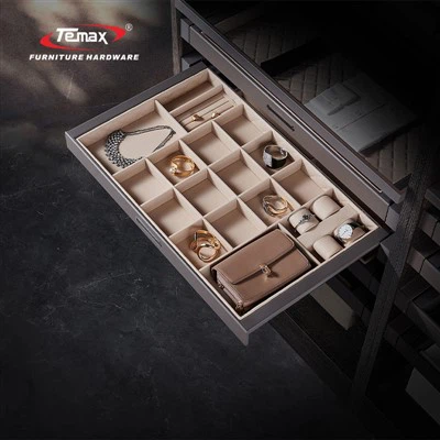 Temax Multifunction Ornament Organizer Box W-A014